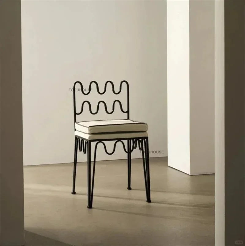Sillas de comedor de hierro forjado de diseño