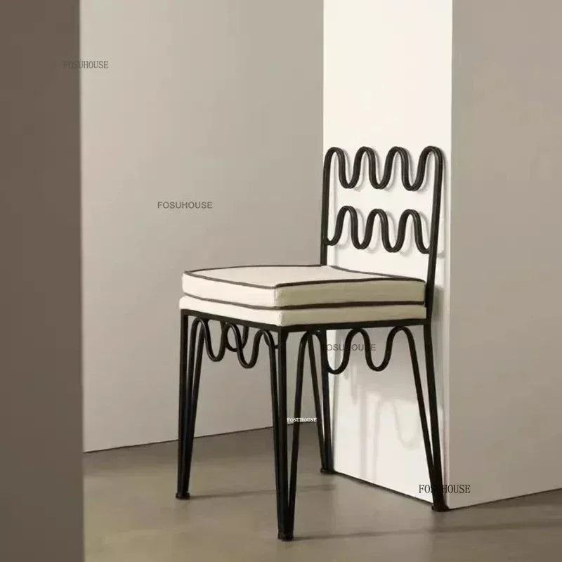 Sillas de comedor de hierro forjado de diseño